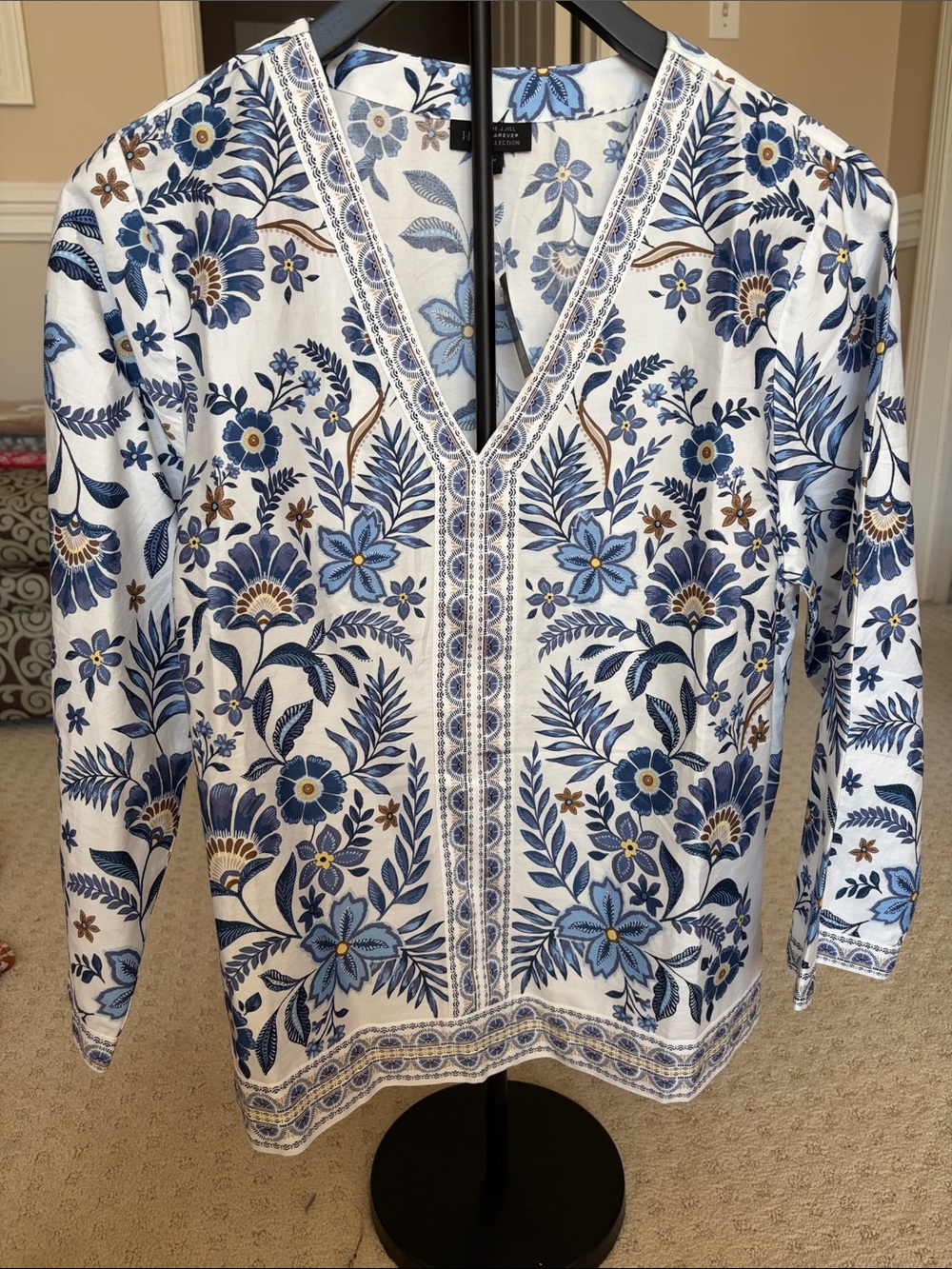 J. Jill White Tunic with Blue and Brown Floral Embroidery